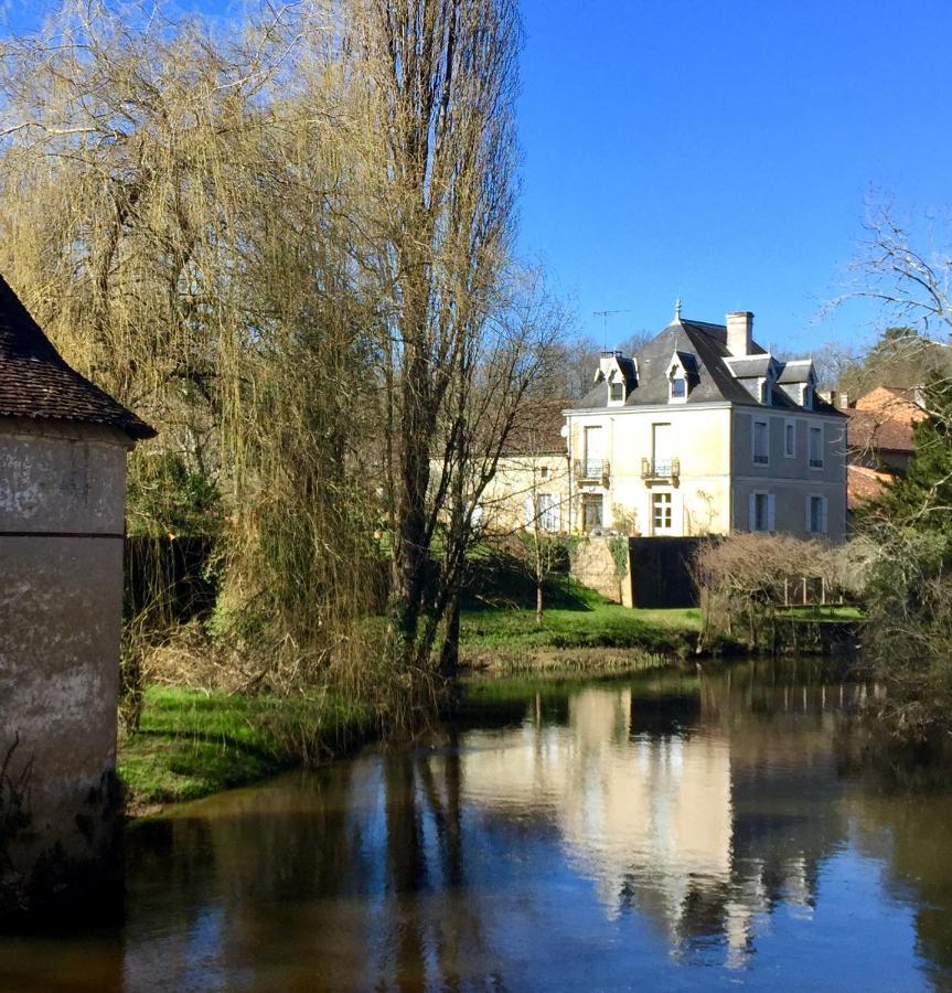 Lapartment Du Perigord Javerlhac-et-la-Chapelle-Saint-Robert Exterior foto